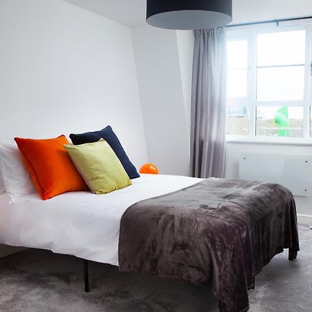 Boutique 1 Bdrm Duplex Suite On Marina 305 Kingston upon Hull Exterior photo
